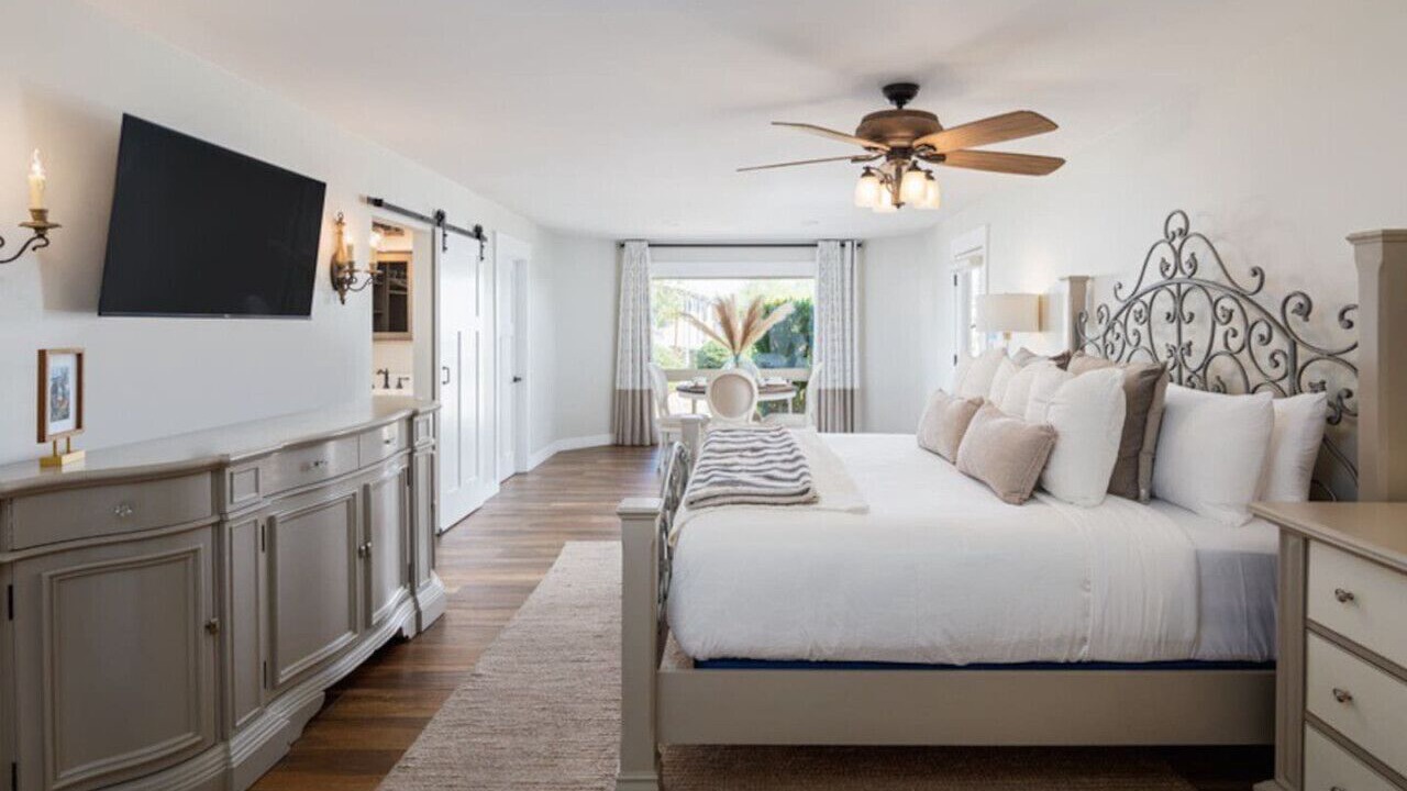 Photo of Bedroom in Paradise Valley Village