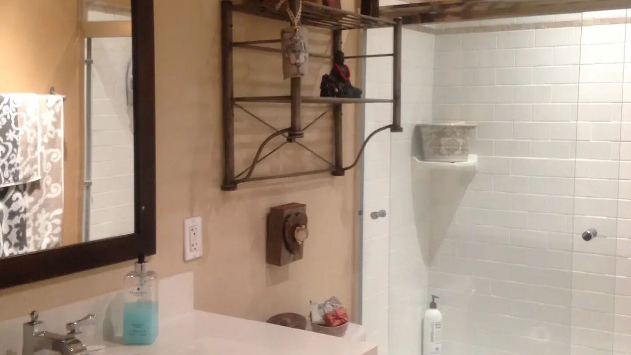 Photo of Bathroom in Norma Triangle