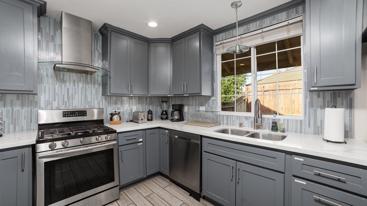 Photo of Kitchen in Estates at Canyon Crest