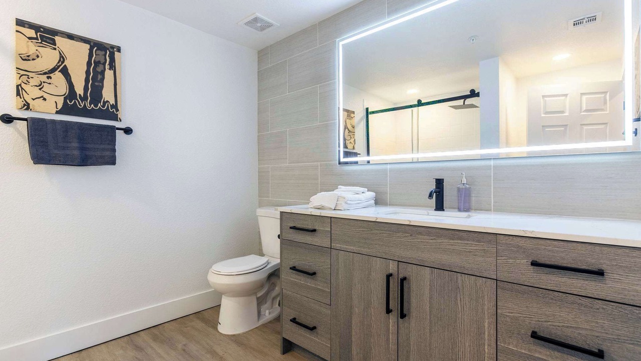 Photo of Bathroom in Desert Paradise Estates