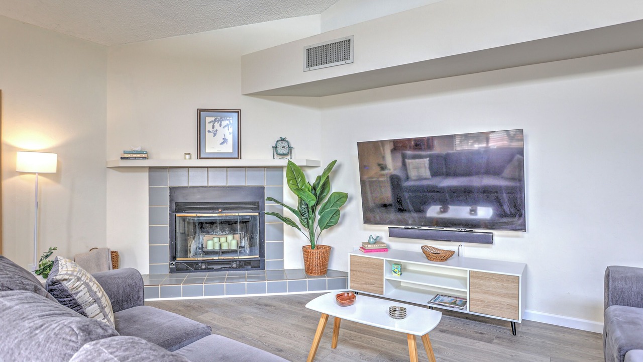 Photo of Livingroom in Casas Adobes