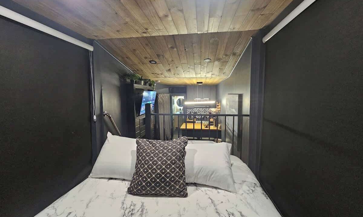 Photo of Bedroom in Meadview