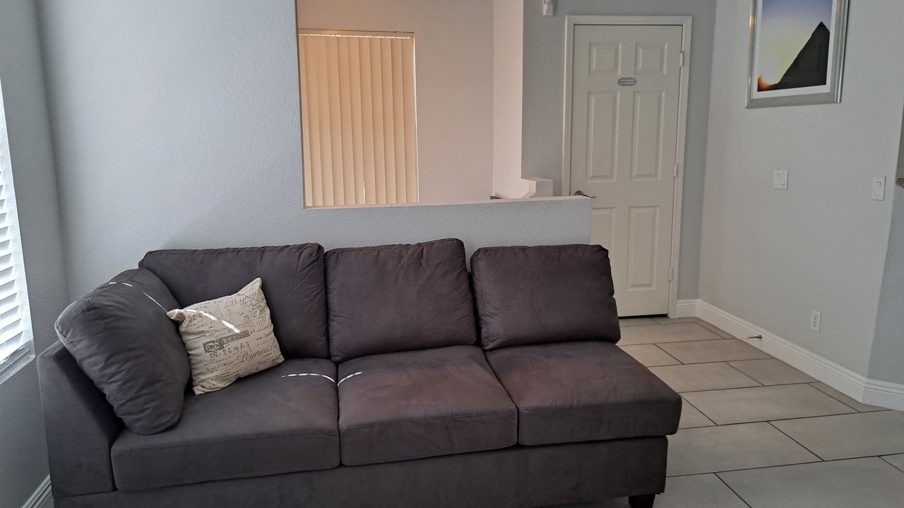 Photo of Livingroom in Sterling Springs
