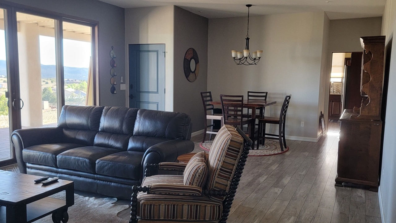 Photo of Livingroom in Williamson