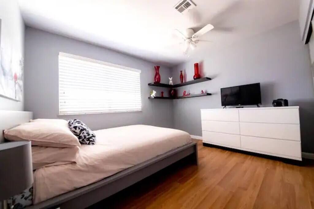 Photo of Bedroom in Highland Hills