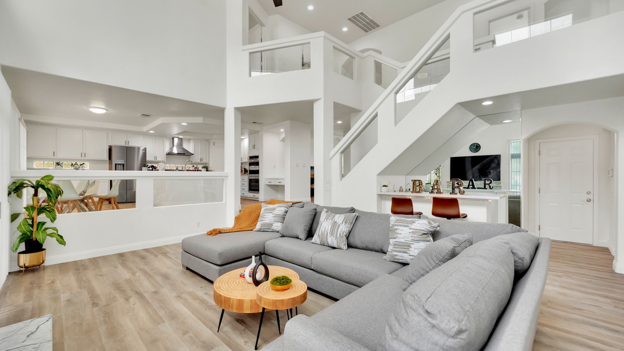 Photo of Livingroom in Green Valley
