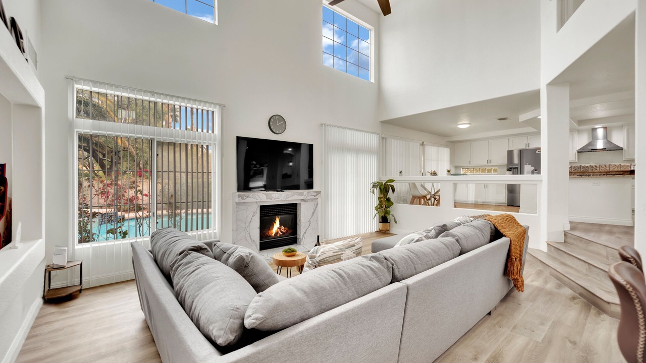 Photo of Livingroom in Green Valley