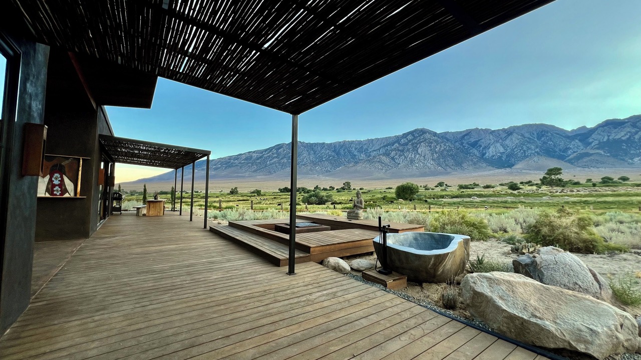 Photo of Patio Balcony in Lone Pine