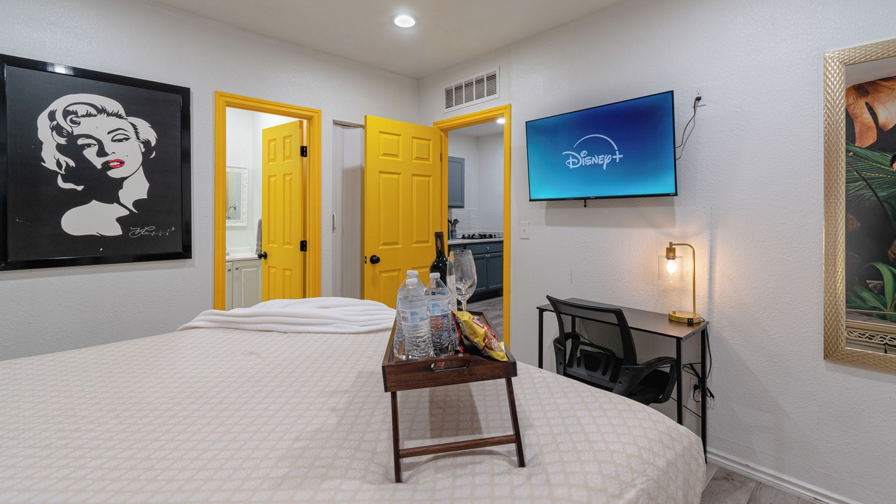 Photo of Bedroom in Sunrise Manor