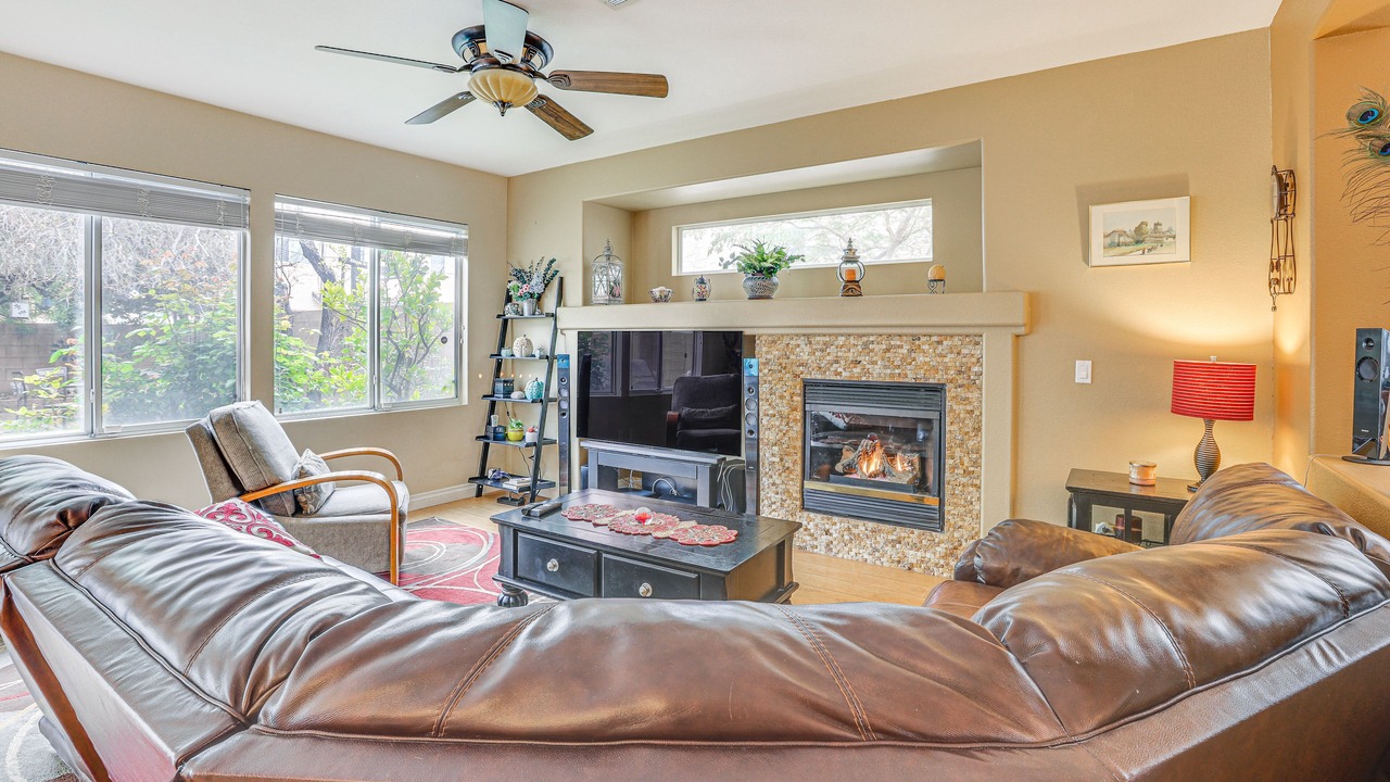 Photo of Livingroom in Rhodes Ranch