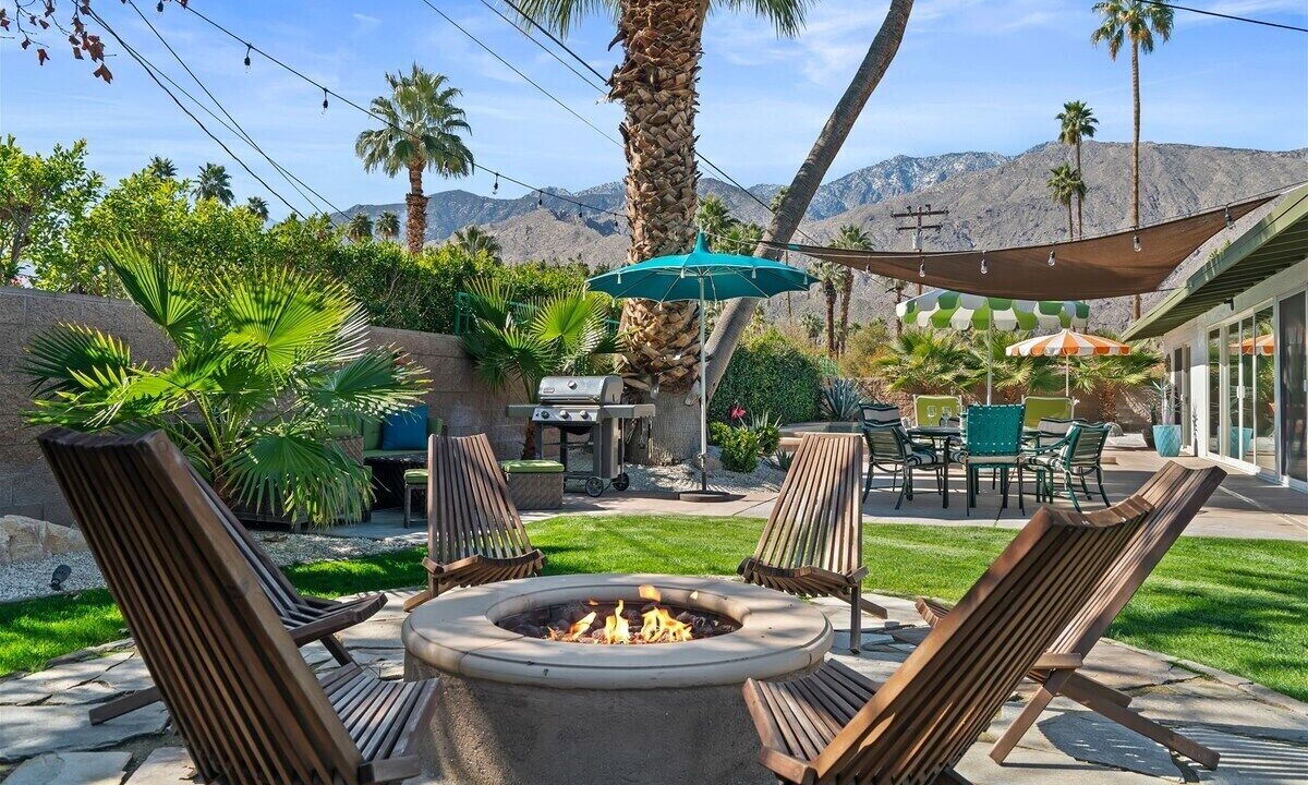 Photo of Outdoor in Tahquitz River Estates