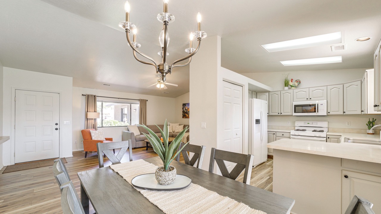 Photo of Livingroom in Cottonwood-Verde Village