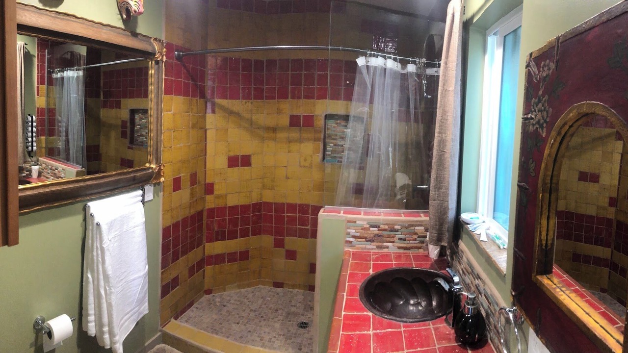 Photo of Bathroom in Arrowhead Villas
