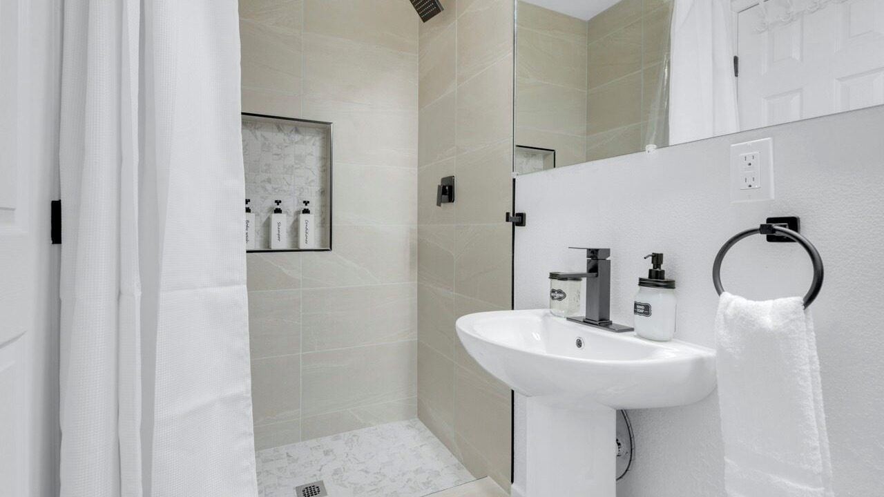 Photo of Bathroom in North Las Vegas