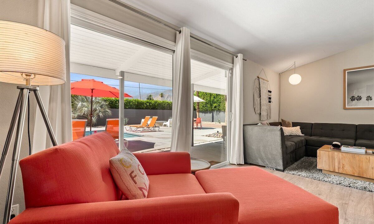 Photo of Livingroom in Palm Springs