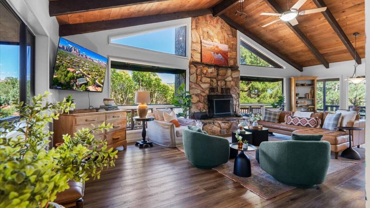 Photo of Livingroom in West Sedona