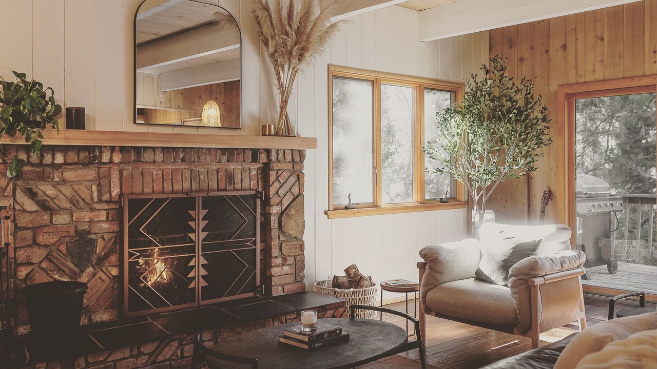 Photo of Livingroom in Lake Arrowhead