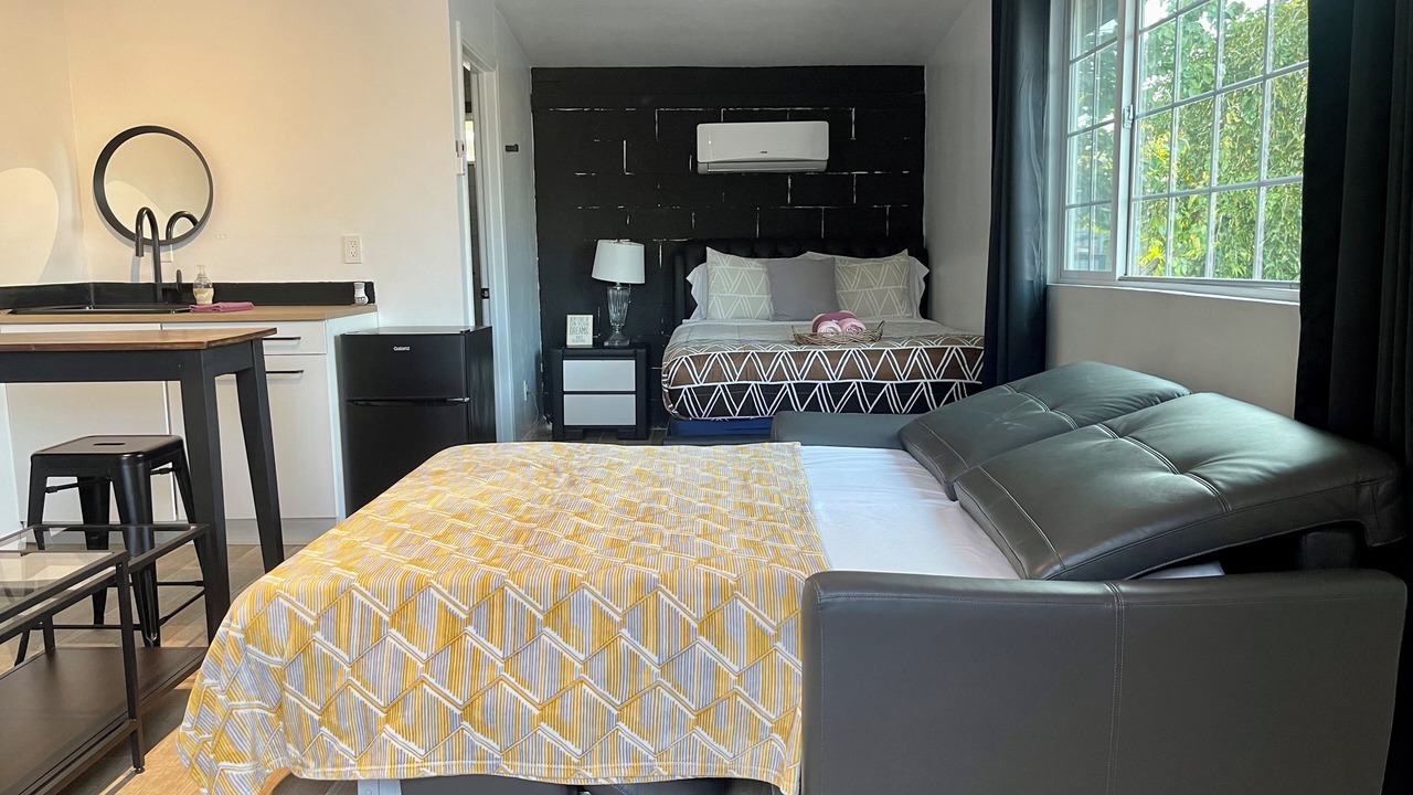 Photo of Bedroom in Rancho Oakey