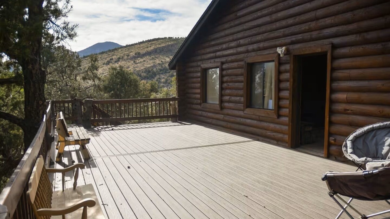 Photo of Patio Balcony in Mount Charleston