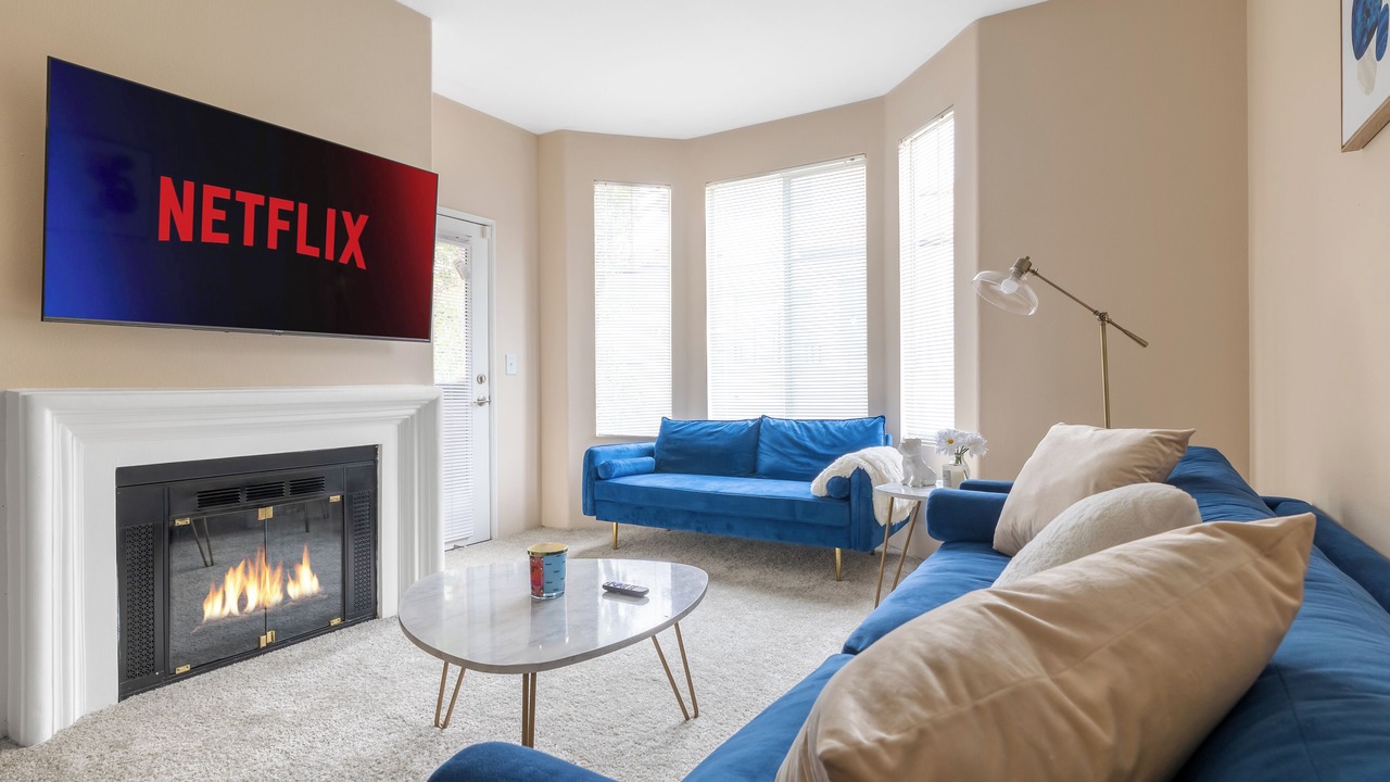 Photo of Livingroom in Ladera Heights