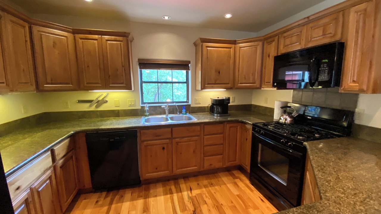 Photo of Kitchen in Groom Creek