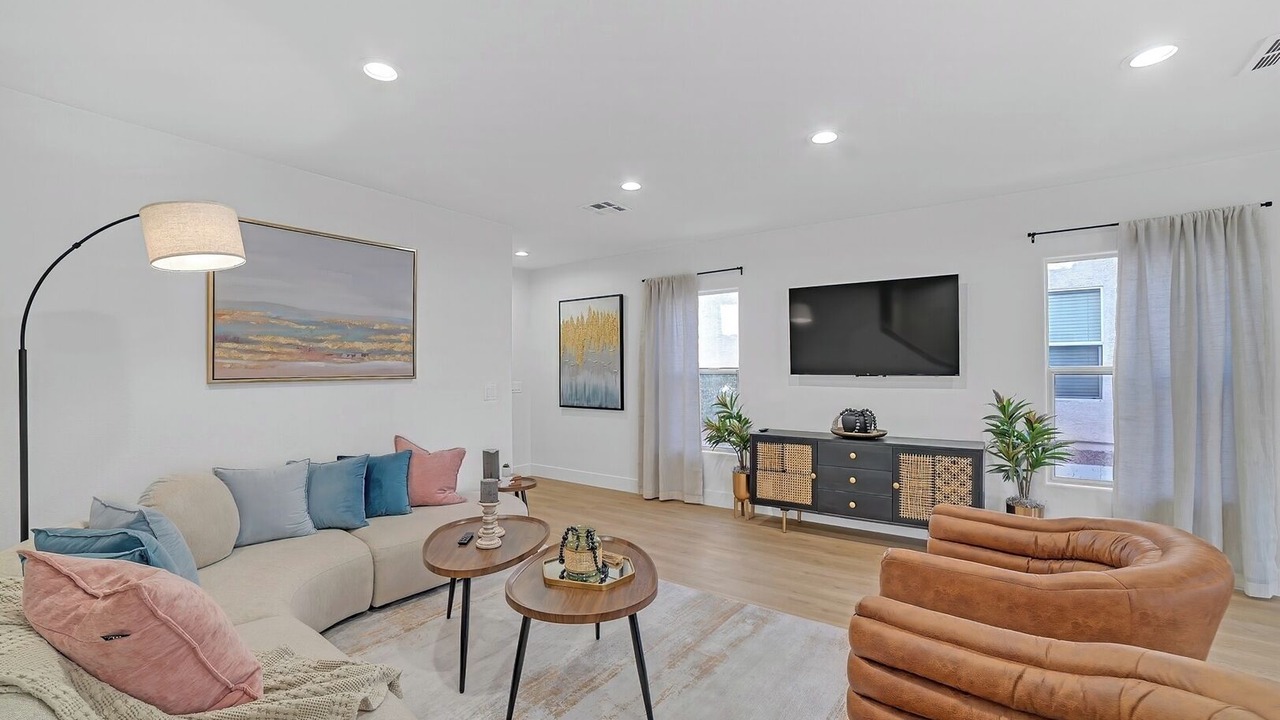 Photo of Livingroom in Rhodes Ranch