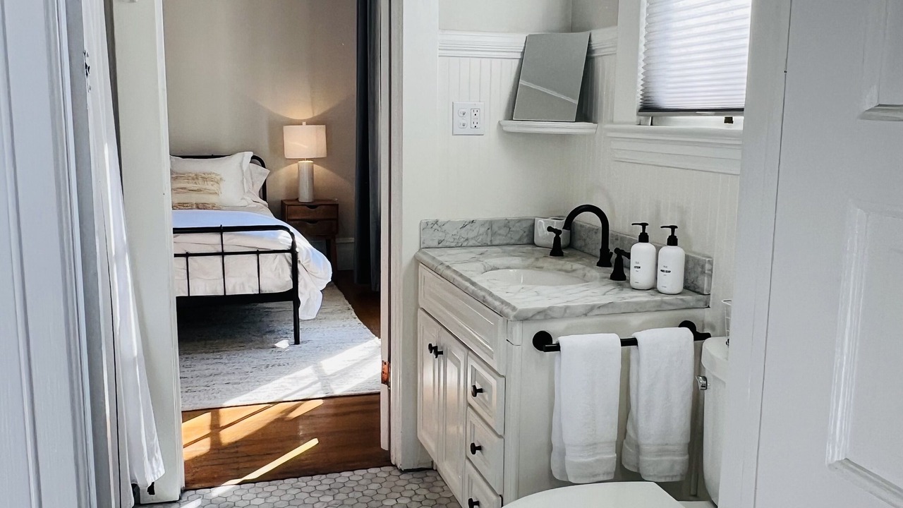 Photo of Bathroom in Cloverdale