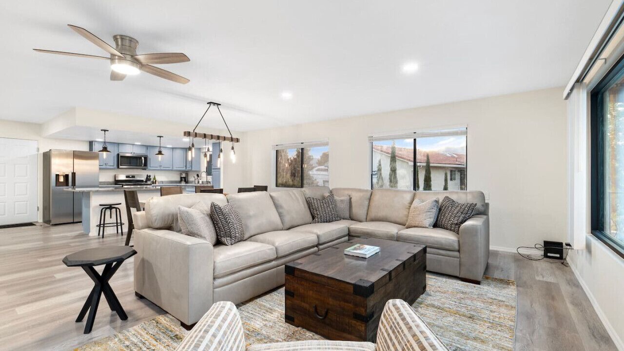 Photo of Livingroom in Cottonwood-Verde Village