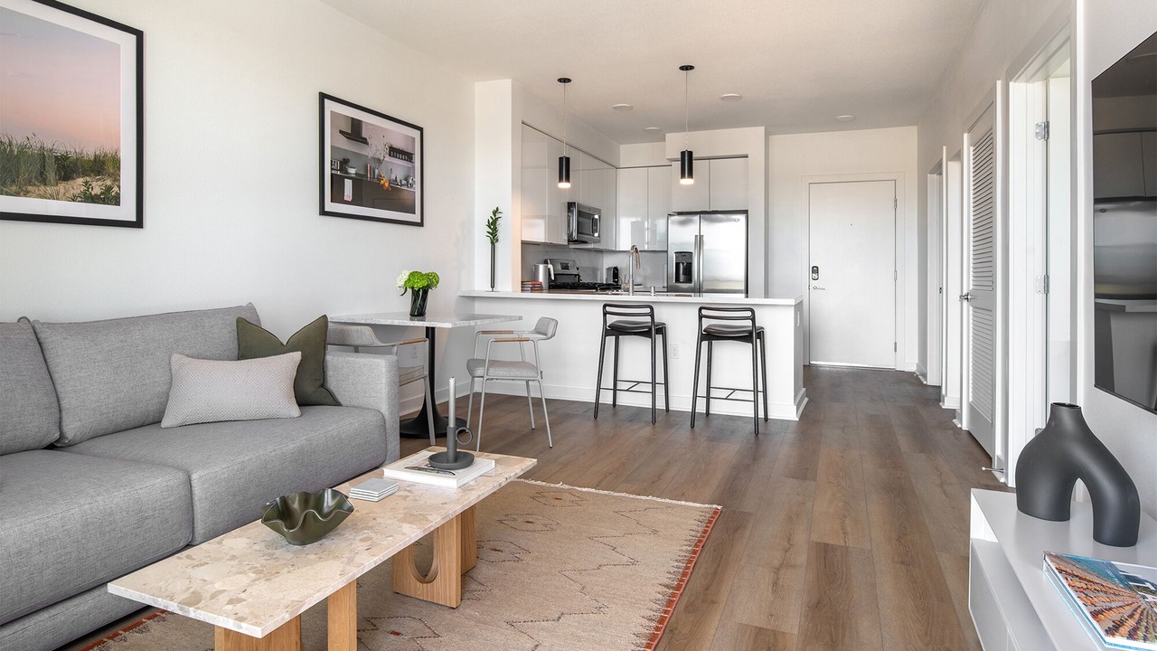 Photo of Livingroom in Enterprise
