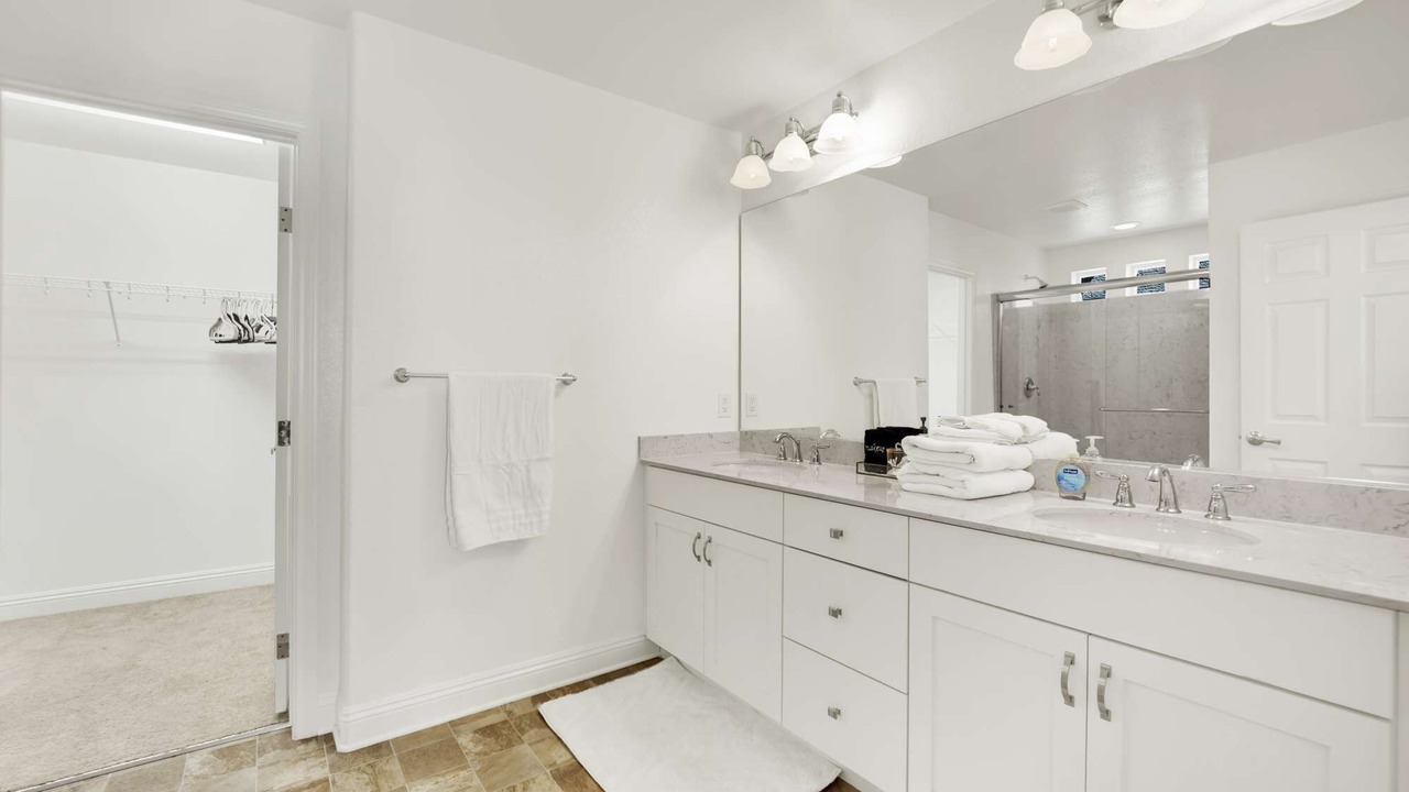 Photo of Bathroom in Enterprise