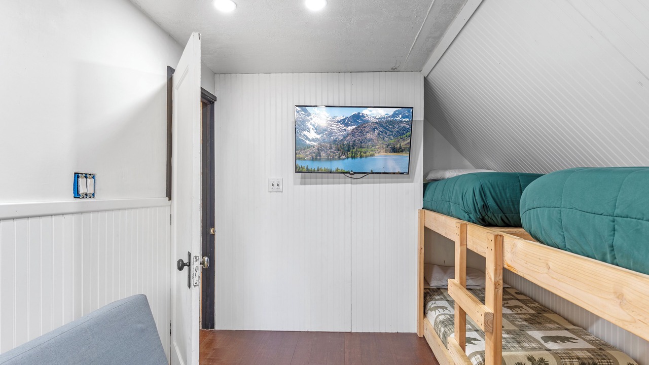 Photo of Bedroom in Alta Sierra
