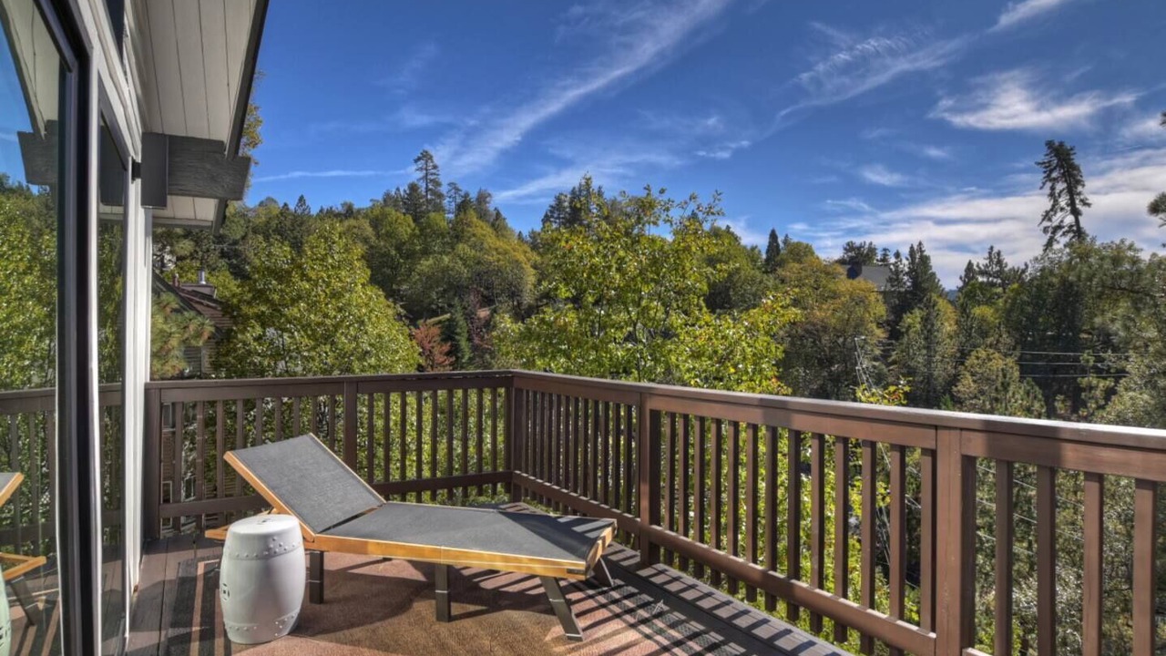 Photo of Others in Lake Arrowhead