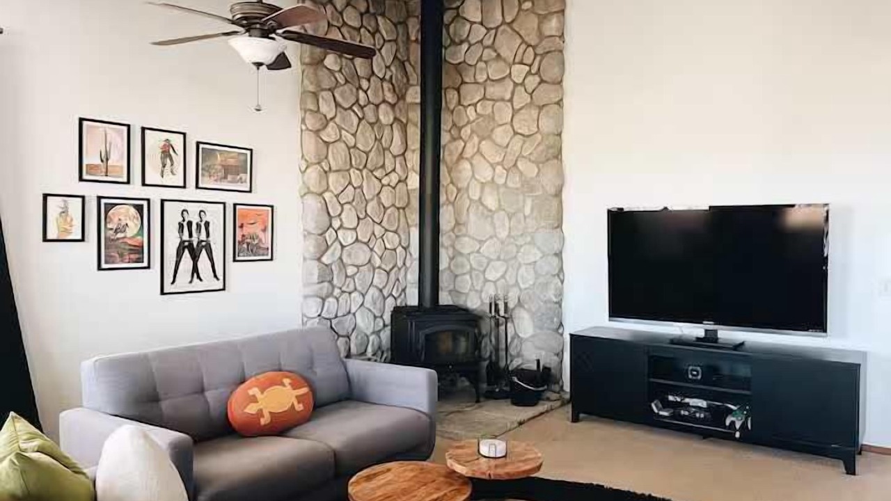 Photo of Livingroom in Pioneertown