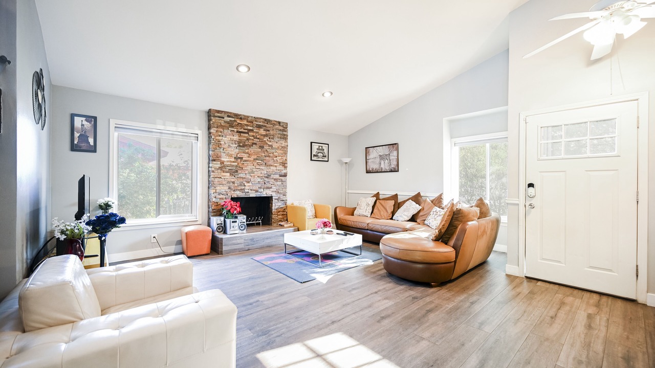 Photo of Livingroom in Chinatown