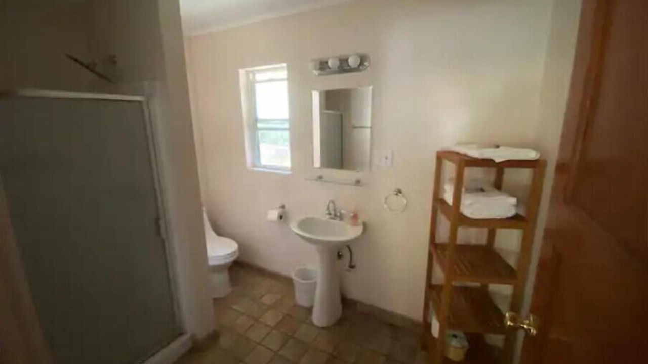 Photo of Bathroom in Orosi