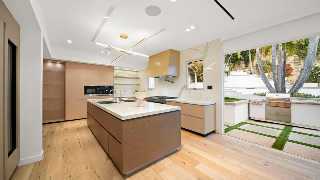 Photo of Kitchen in Hollywood Hills West