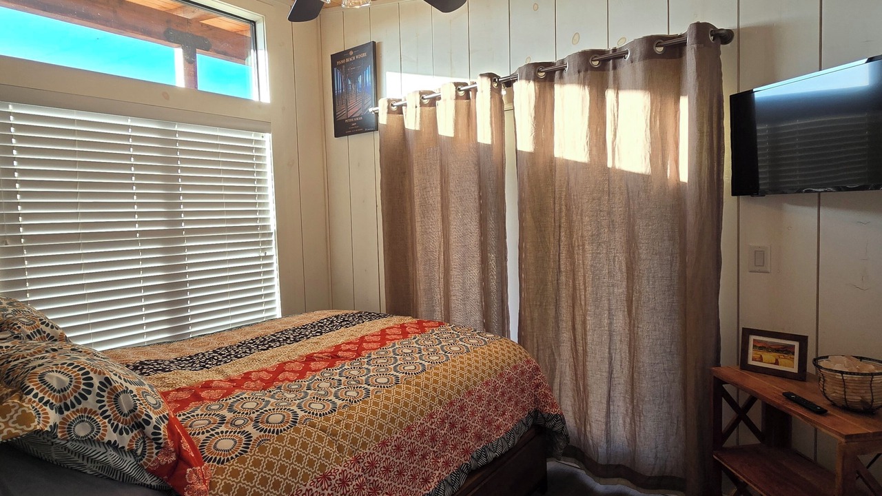 Photo of Bedroom in Hollister