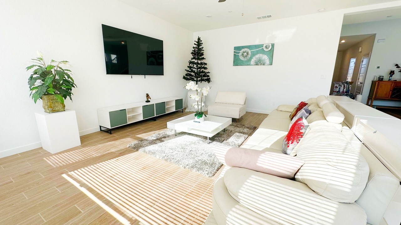 Photo of Livingroom in Visalia