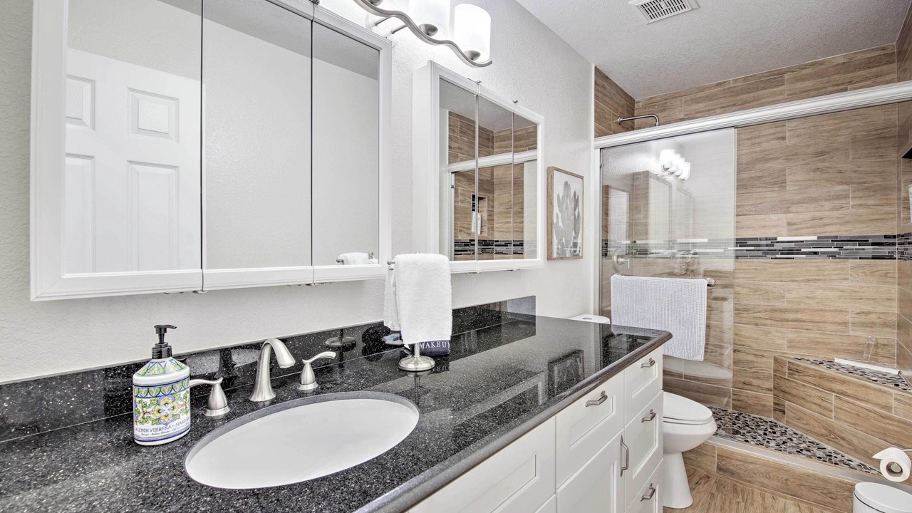 Photo of Bathroom in Sunburst Estates