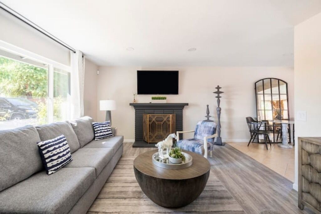 Photo of Livingroom in East Hemet