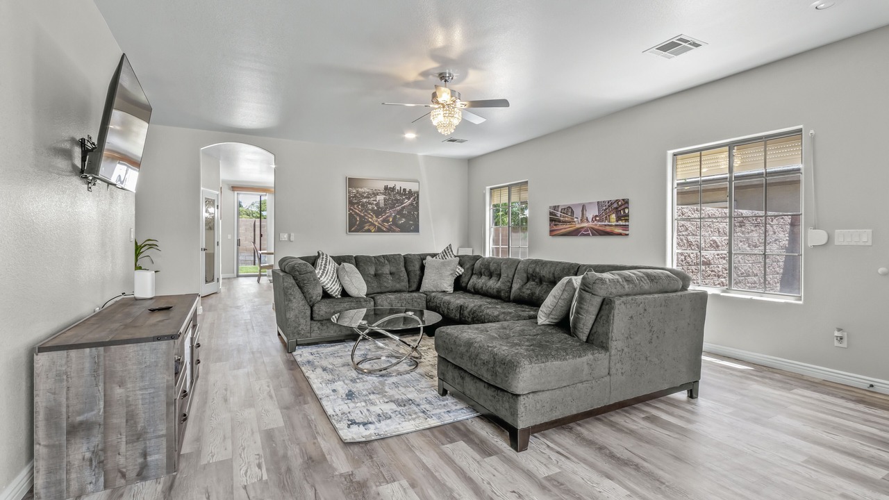 Photo of Livingroom in Torrey Pines Ranch