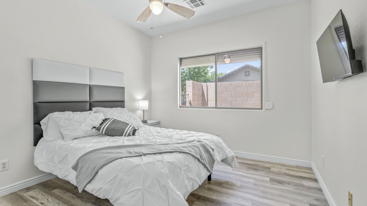 Photo of Bedroom in Torrey Pines Ranch