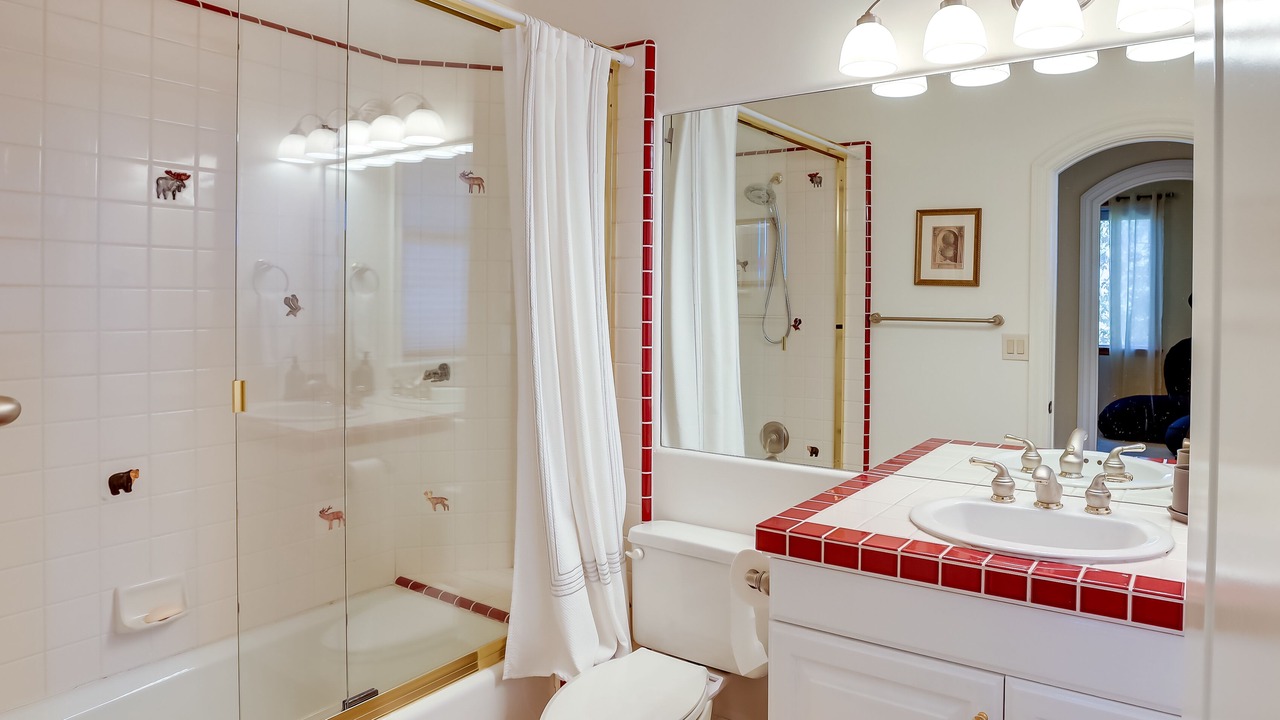 Photo of Bathroom in Lake Arrowhead