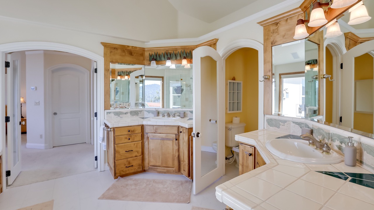 Photo of Bathroom in Lake Arrowhead