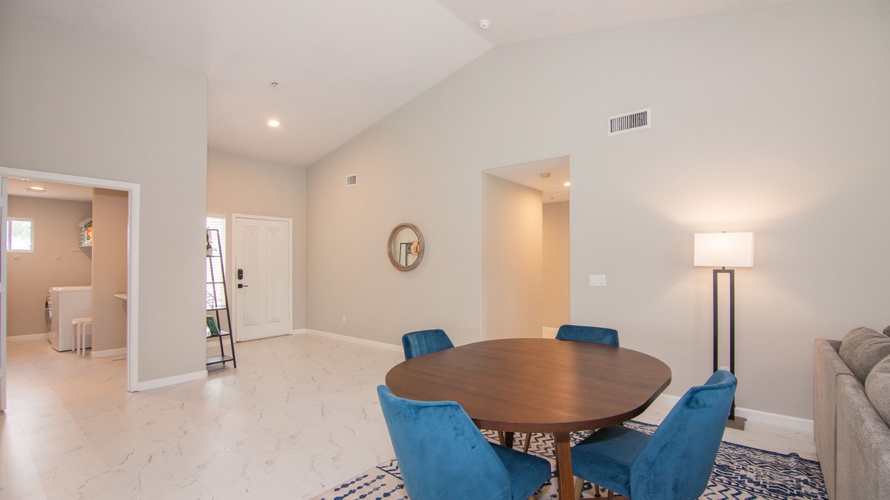 Photo of Bedroom in Papago Parkway