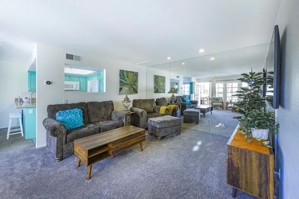 Photo of Bedroom in Downtown Palm Springs