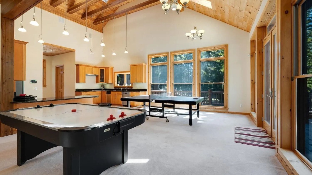 Photo of Bedroom in Fort Bragg