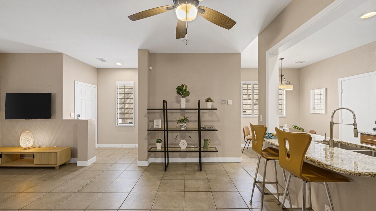 Photo of Livingroom in Peccole Ranch