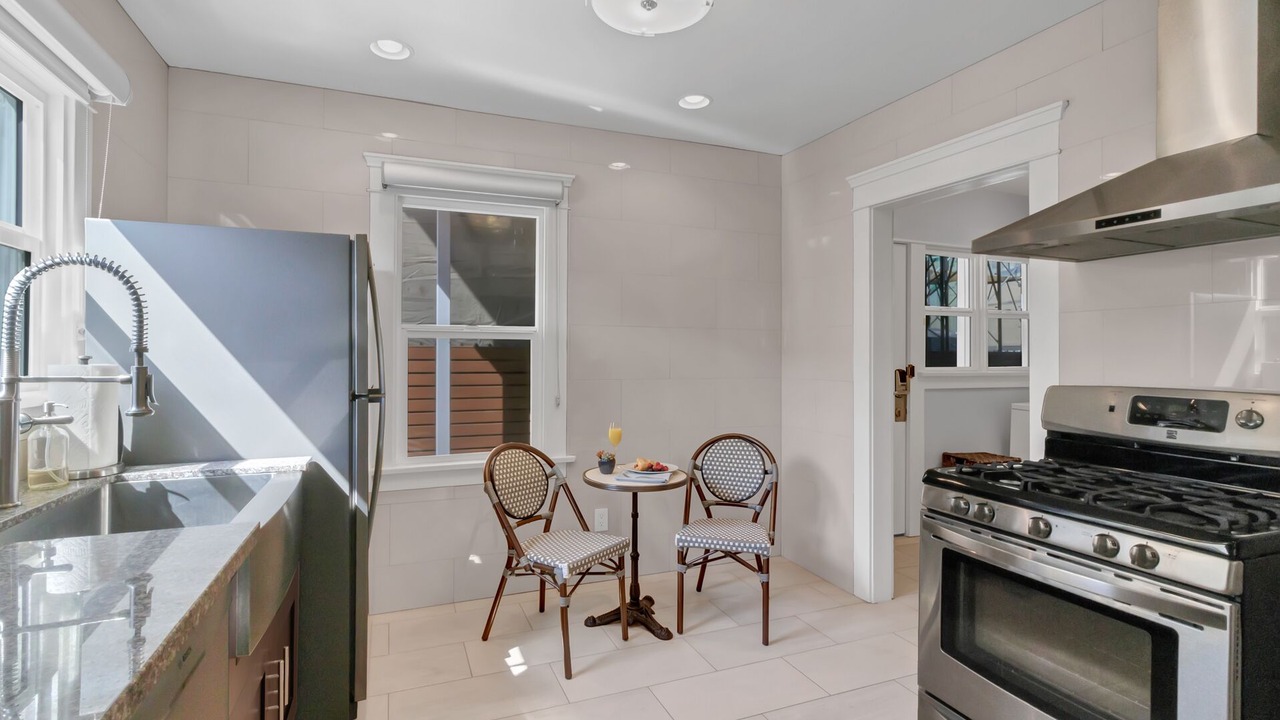 Photo of Kitchen in Downtown Long Beach