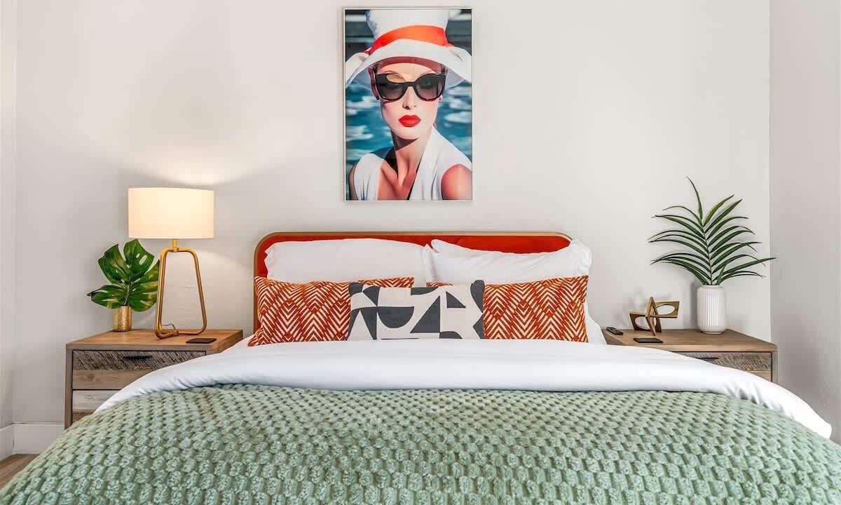 Photo of Bedroom in Racquet Club South